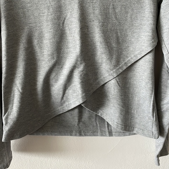 Tobi Sweatshirt Size S - Picture 2 of 6